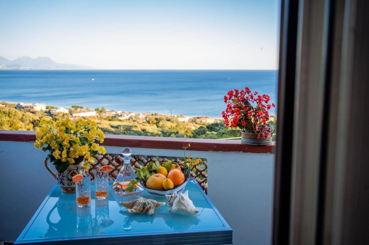 Maison d'hôtes Chiaro Di Luna Villammare