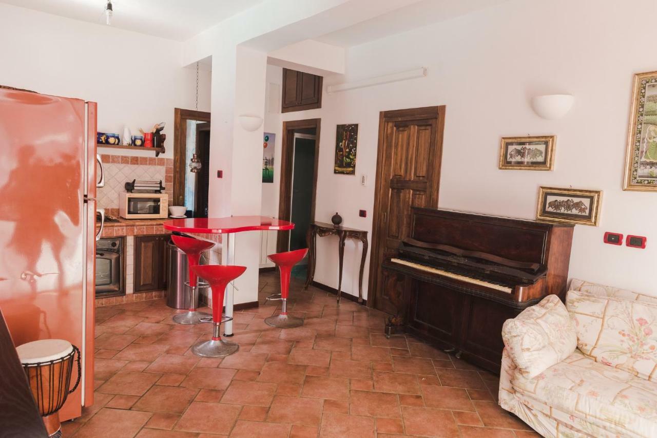 Chiaro Di Luna Maison d'hôtes *